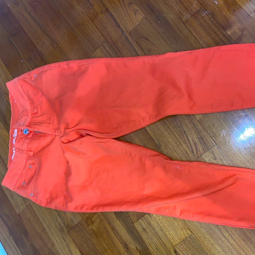 Orange jeans. Perfect for football games. also in perfect condition
